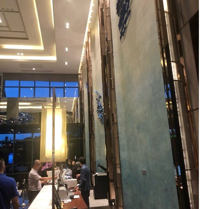 宁波北仑世茂希尔顿逸林酒店主图