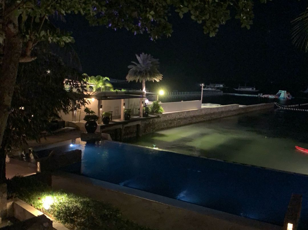 阿巴卡精品度假酒店主图