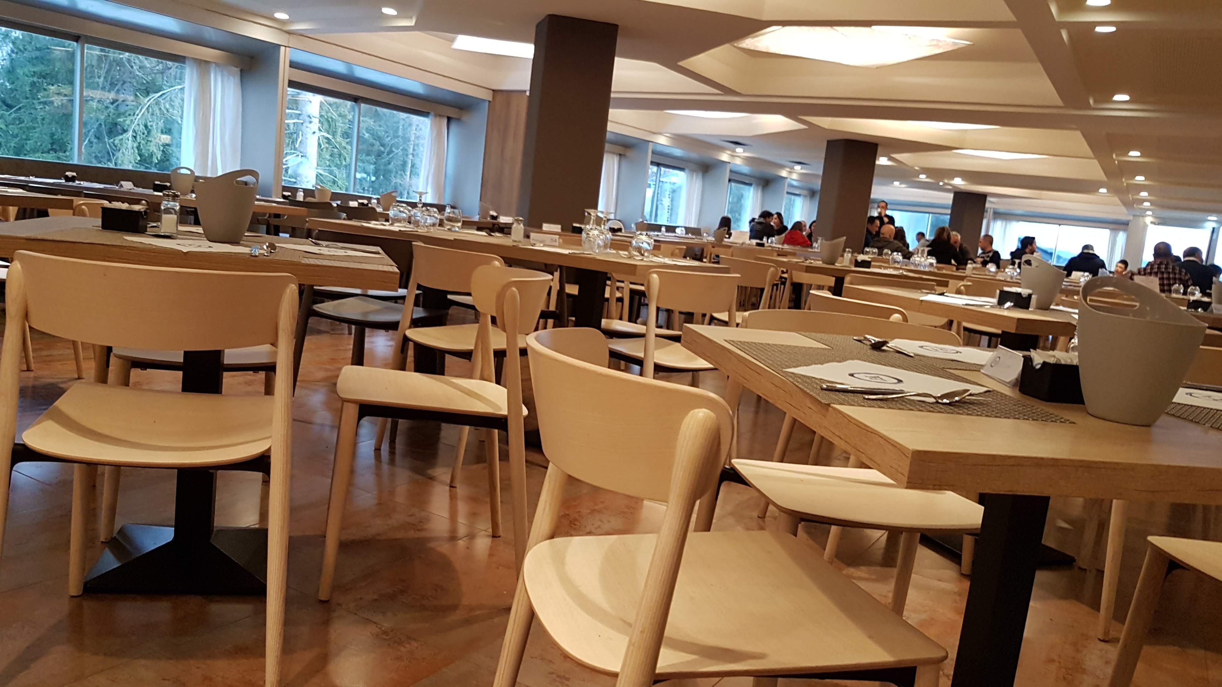 马里尔伊瓦 TH-餐饮
