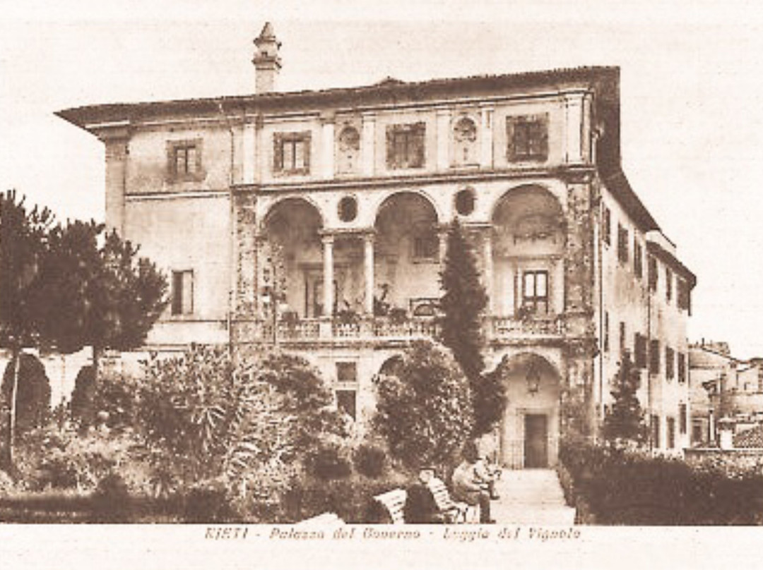 Palazzo Vicentini-列蒂必去景点