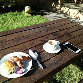 OYO 992 Semilir Senggigi Inn主图