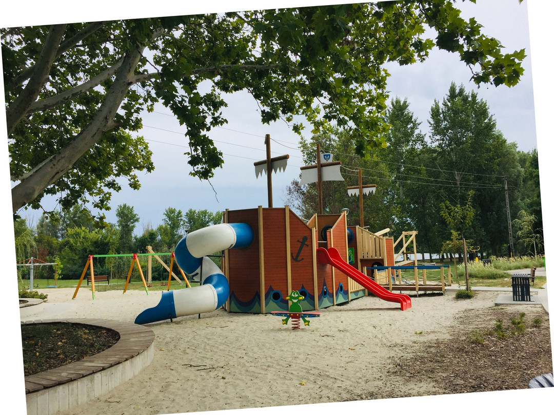 Alta-Ripa Szabadidopark景点图片