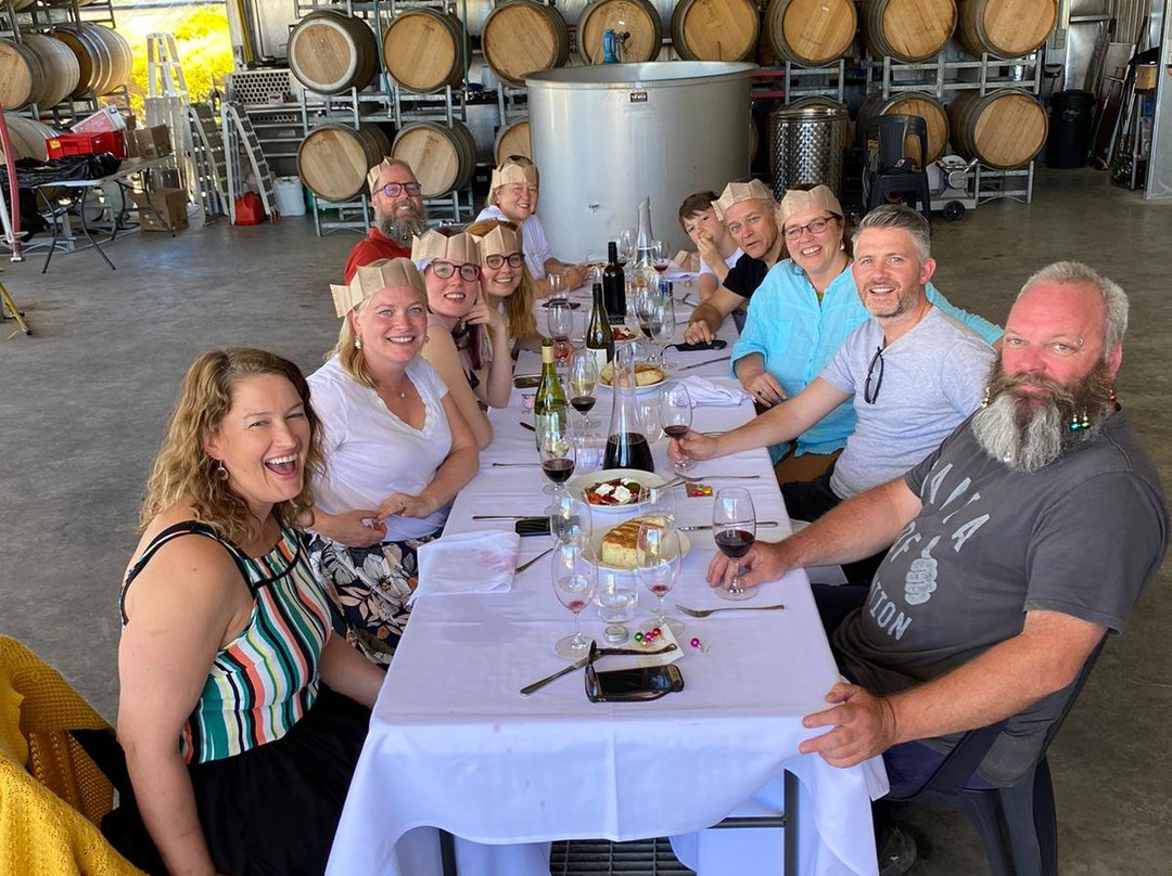 Hayes Family Wines景点图片