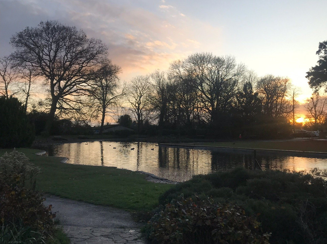 Pinner Memorial Park景点图片