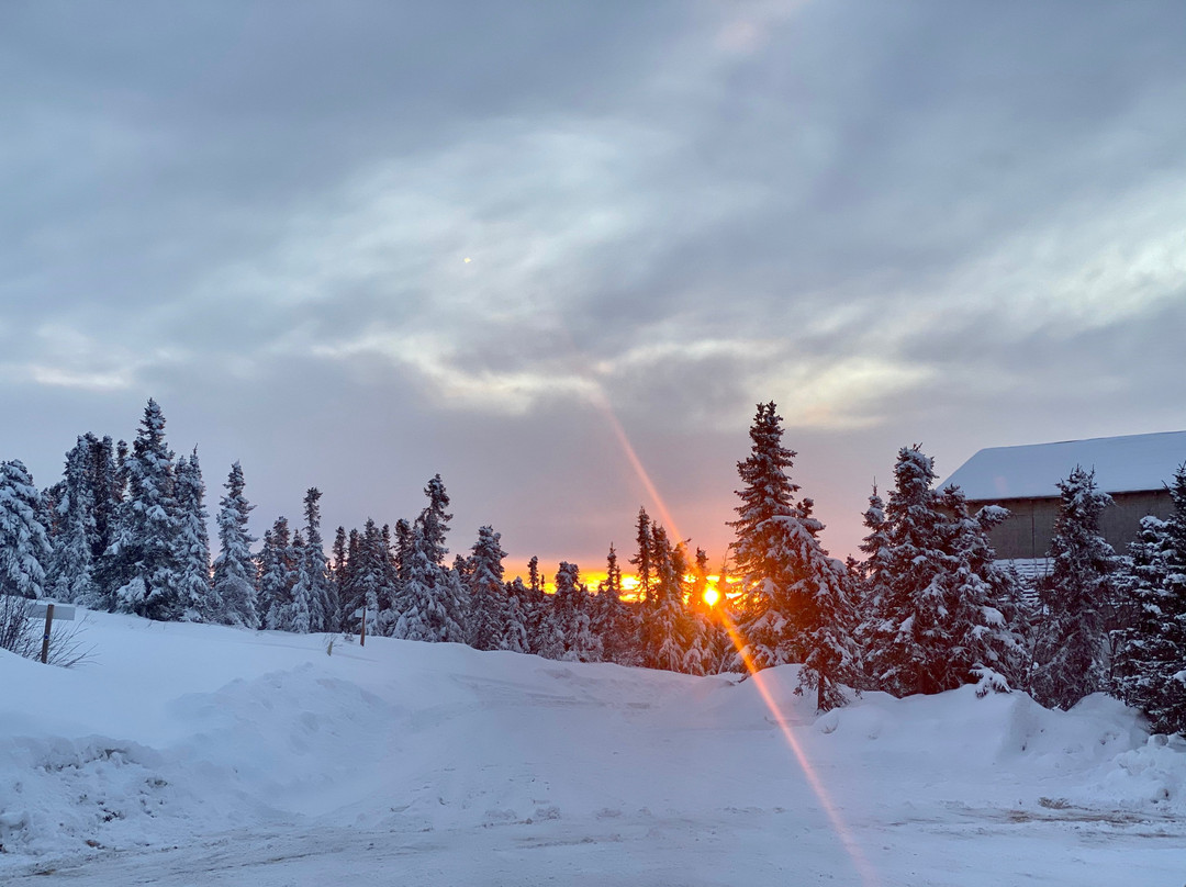 奥罗拉山旅馆主图