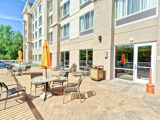 Hilton Garden Inn Mt. Laurel主图