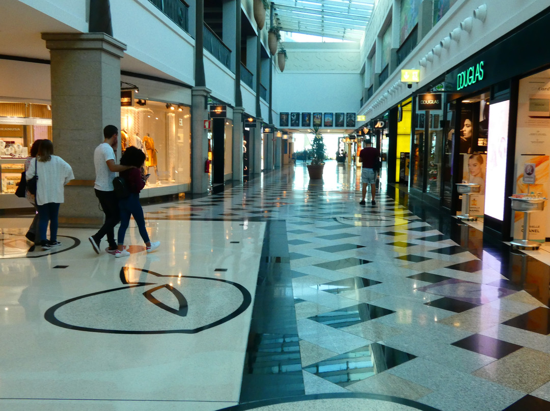 Madeira Shopping-沙尔必去景点