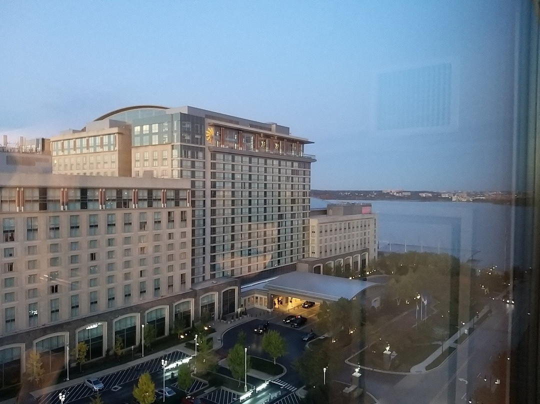 亚历山德里亚区纳什纳尔哈勃尔希尔顿恒庭旅馆&套房酒店主图