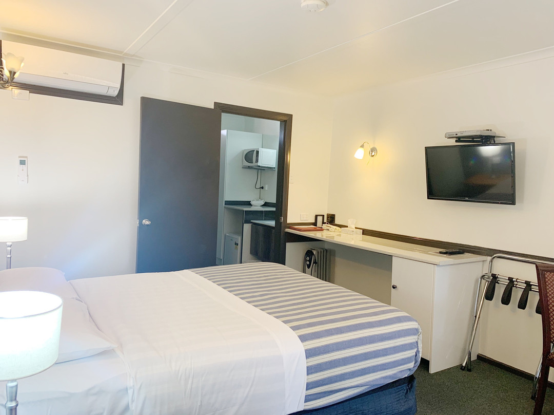 Statesman Motor Inn主图