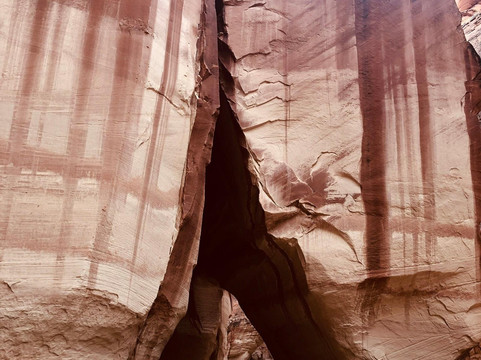 Coral Cliffs Tours Kanab Utah-卡纳布必去景点