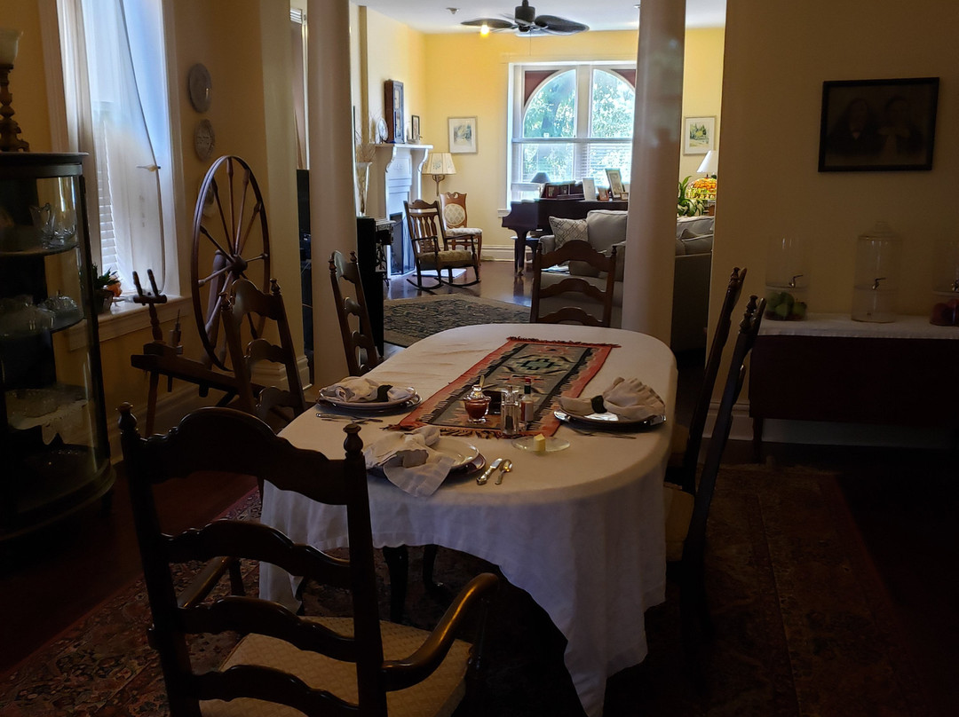 Benton Park Inn主图