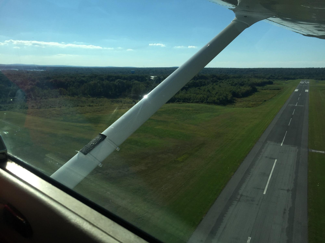 Moyer Aviation景点图片