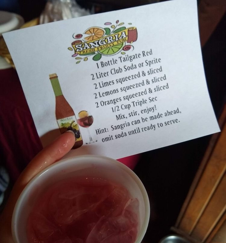 Holy-Field Vineyard & Winery-Basehor必去景点