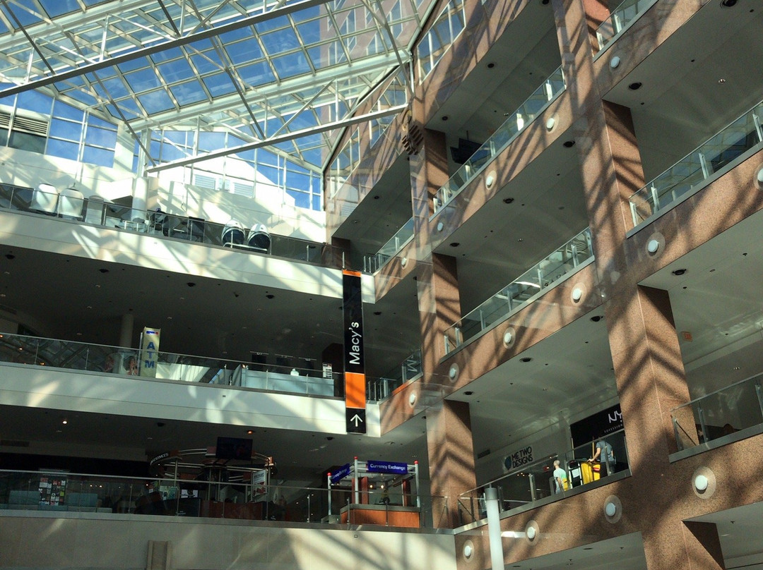 Pentagon Centre-阿灵顿必去景点