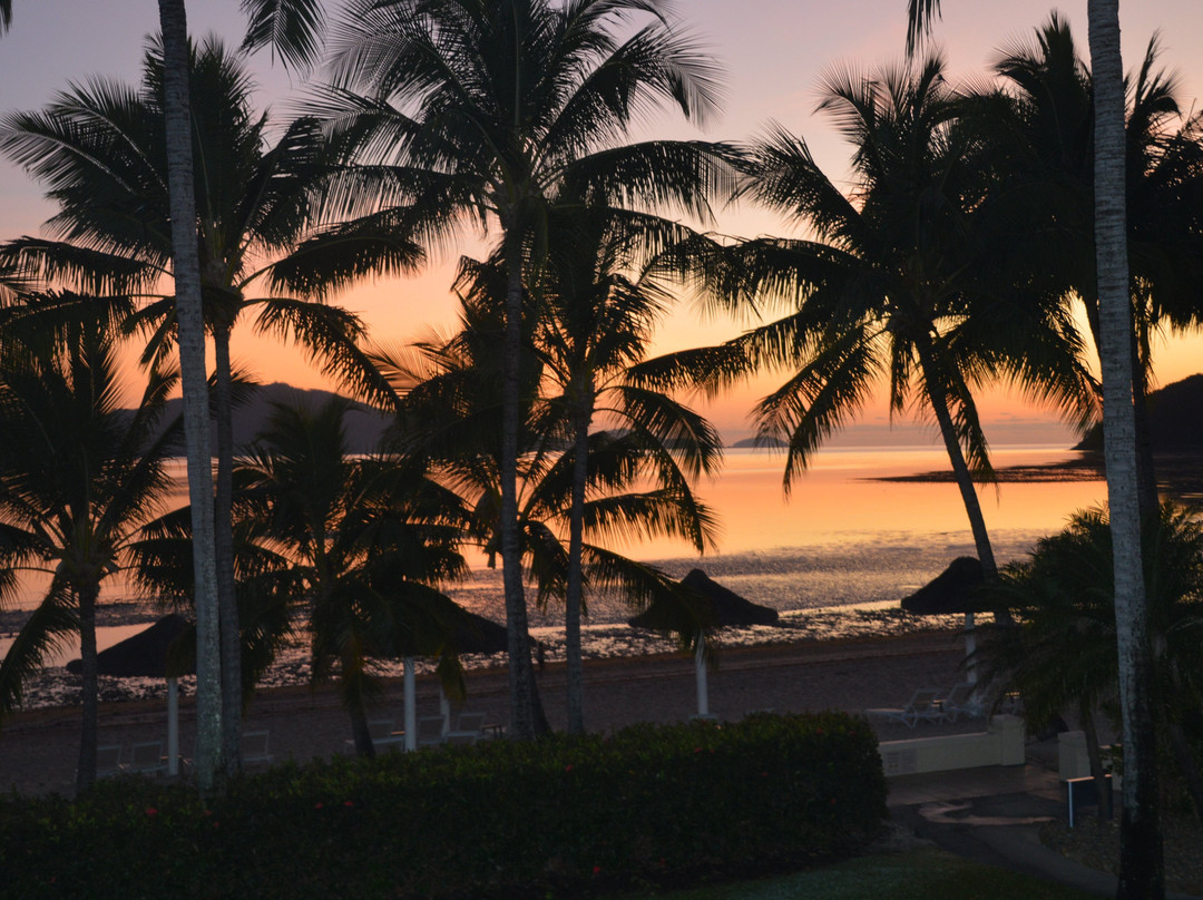 海滩俱乐部酒店主图