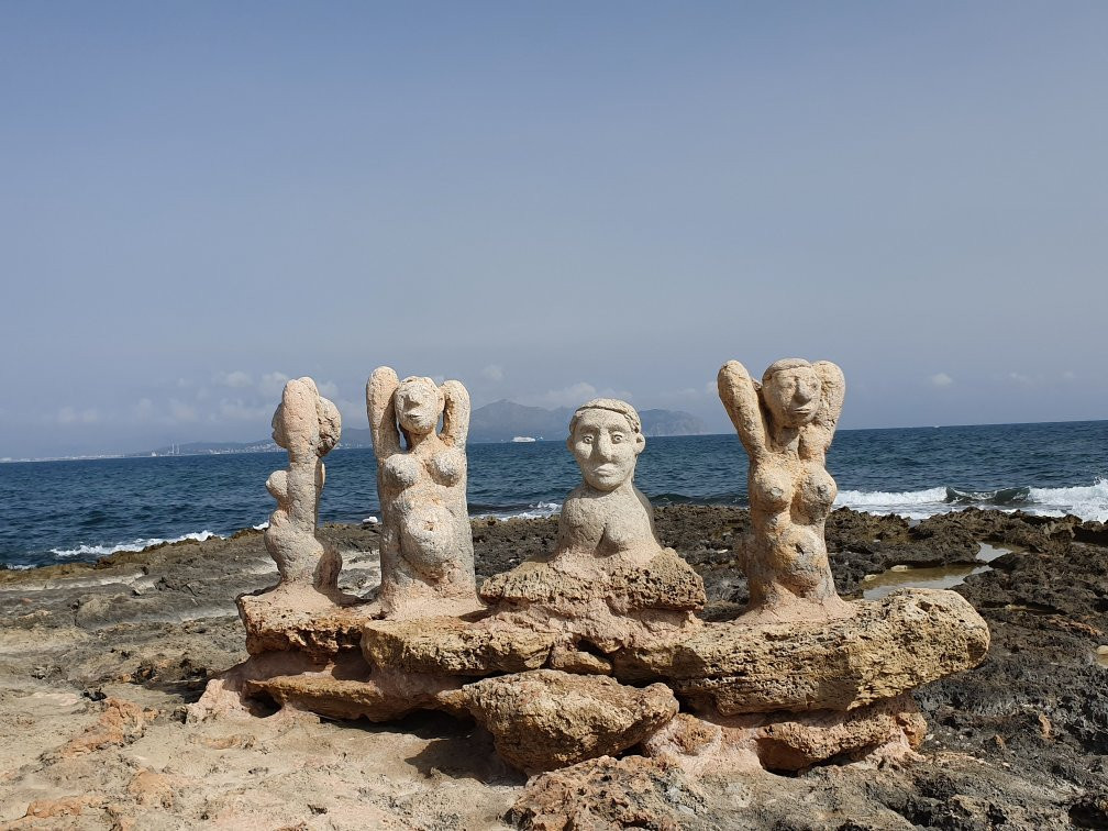 Sculptures at Sea景点图片