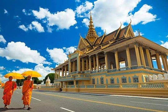 Lina Smile Tour-金边必去景点
