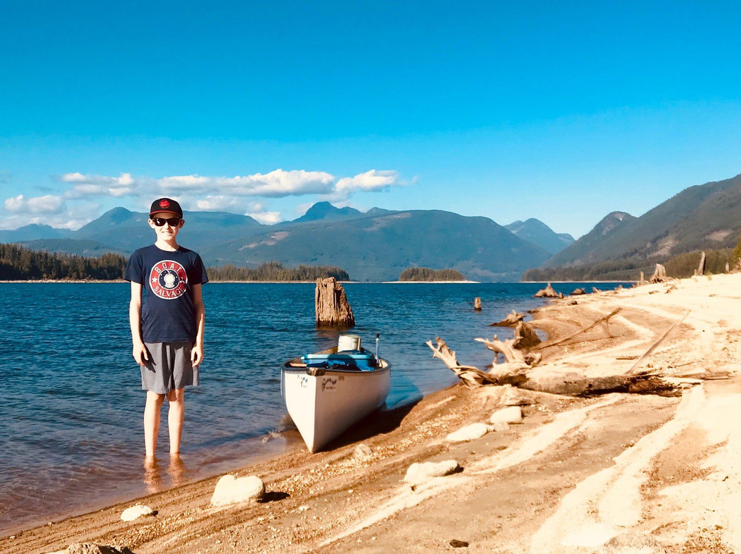 Mitchell's Canoe Kayak & Sup Sales And Rentals-鲍威尔里弗必去景点