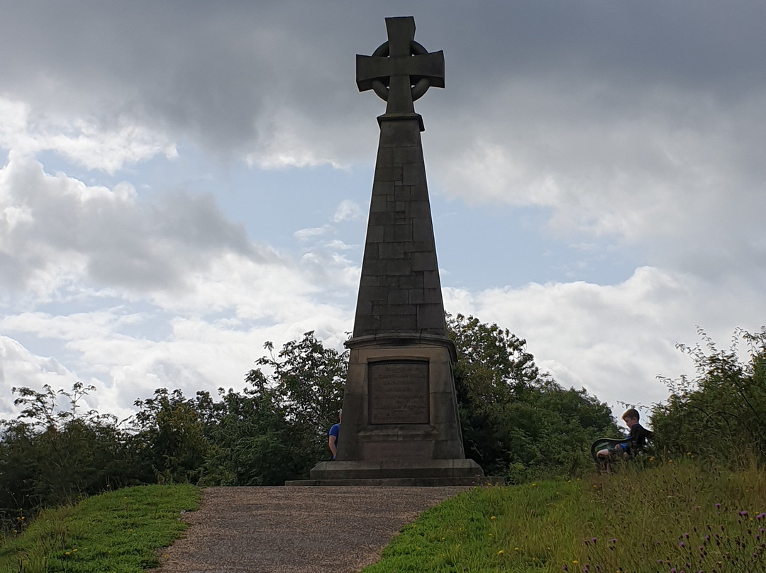 Pic Tor War Memorial-马特洛克必去景点