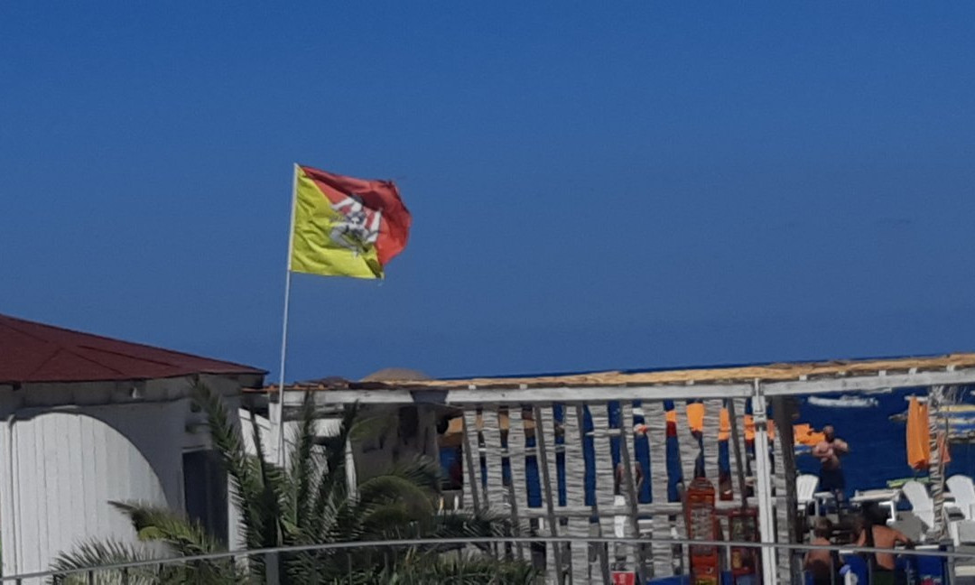 Banana Beach景点图片