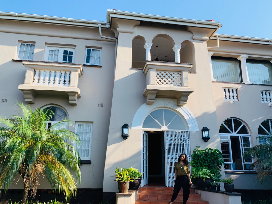 巴里岭酒店主图