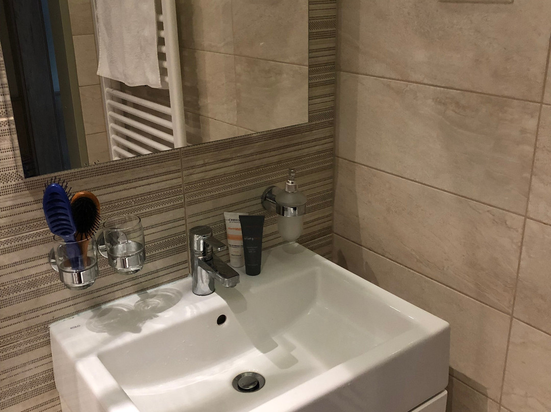 Hunor Hotel es Etterem主图