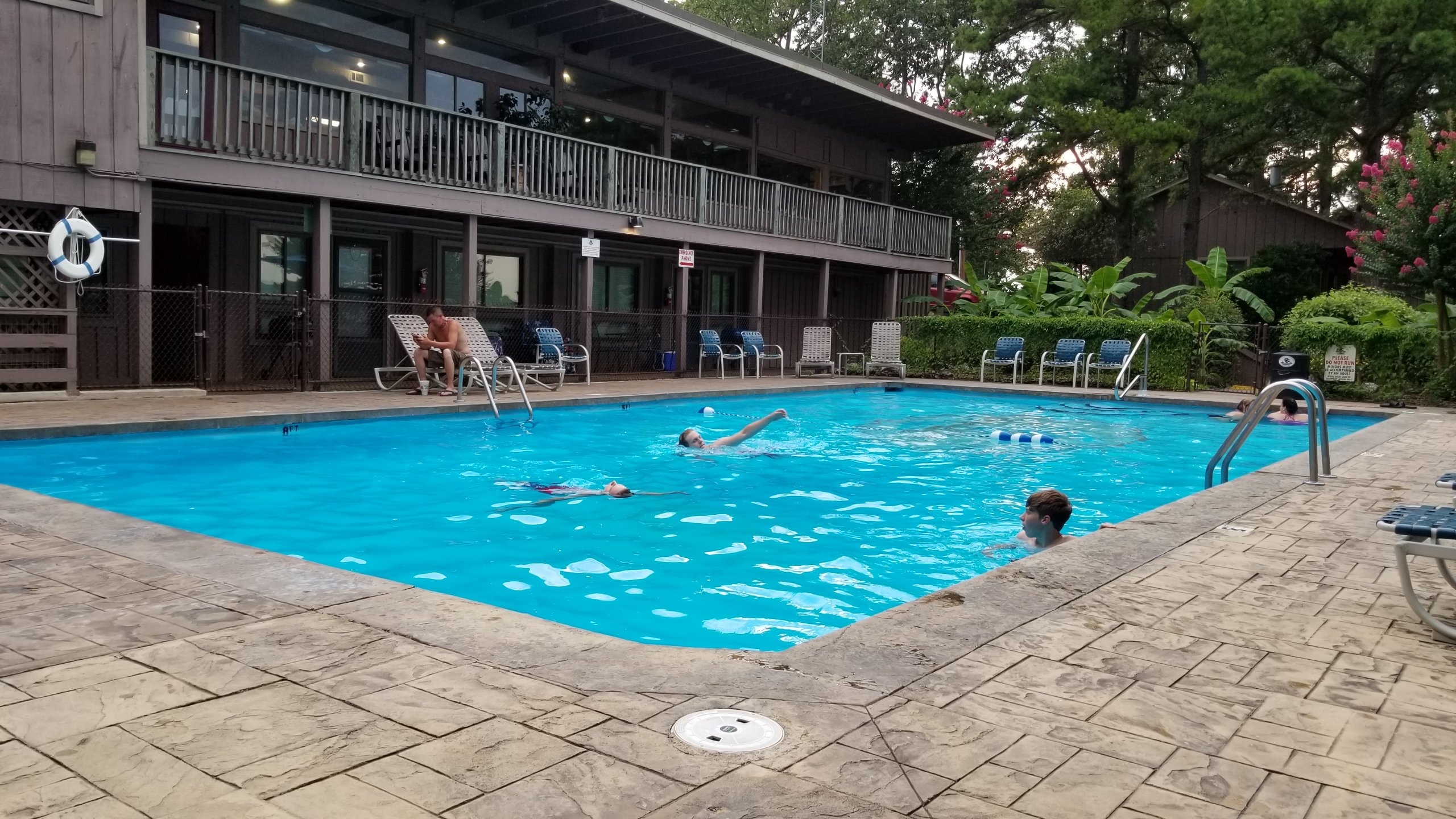 Joplin Inn-泳池