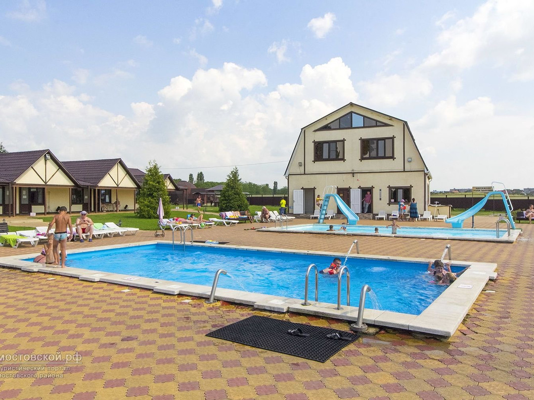 Thermal Springs Zhemchuzhina Predgorya-Mostovskoy必去景点