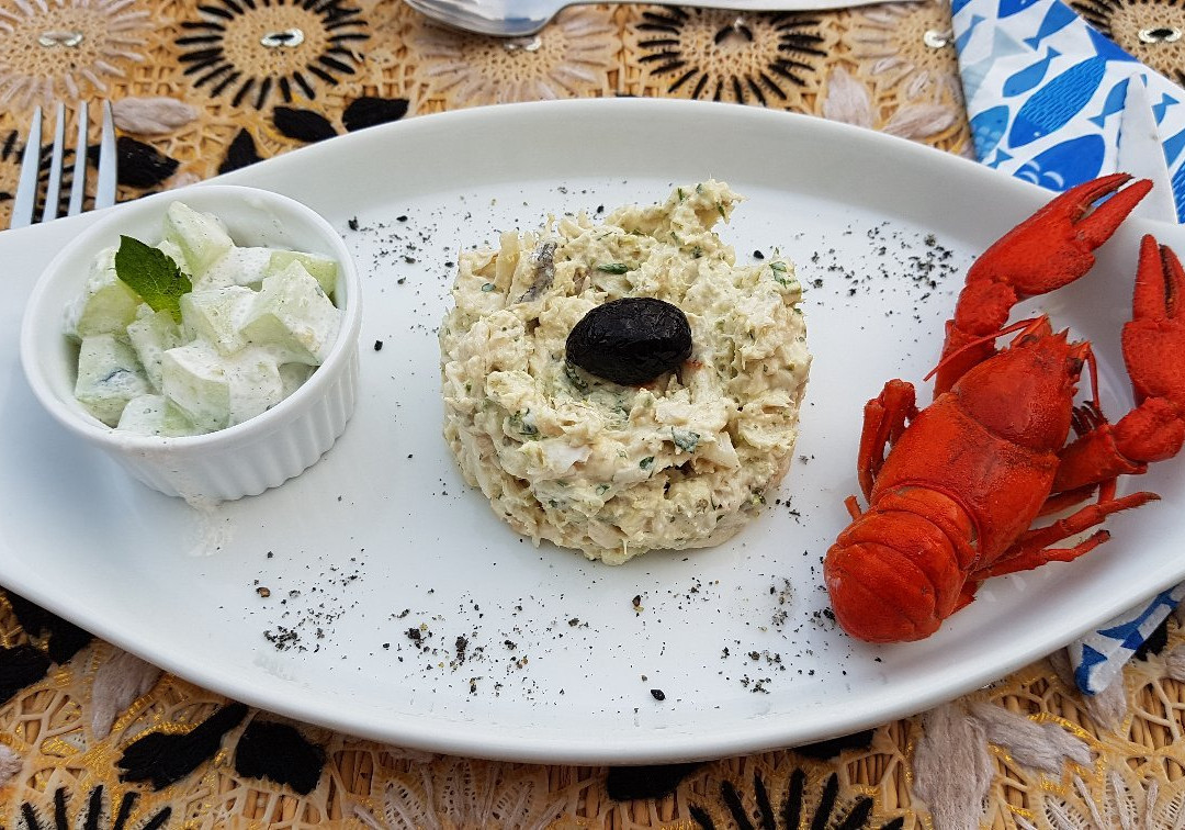 大巴别墅酒店主图