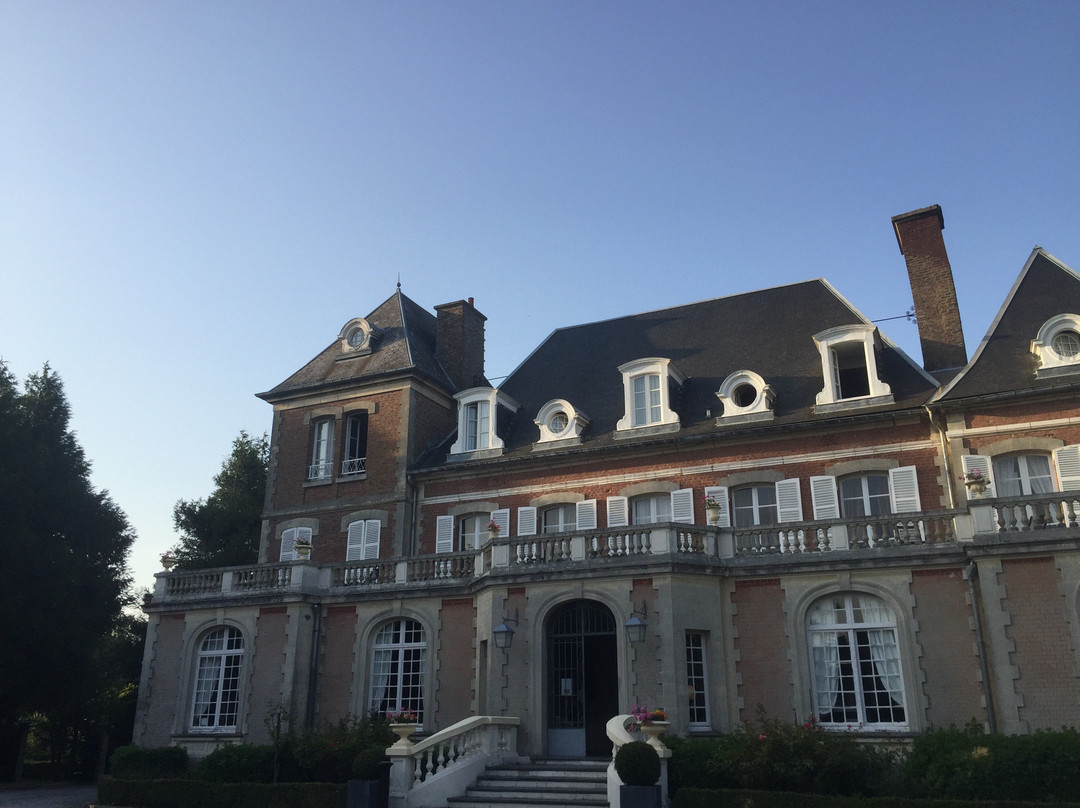 诺耶勒城堡主图