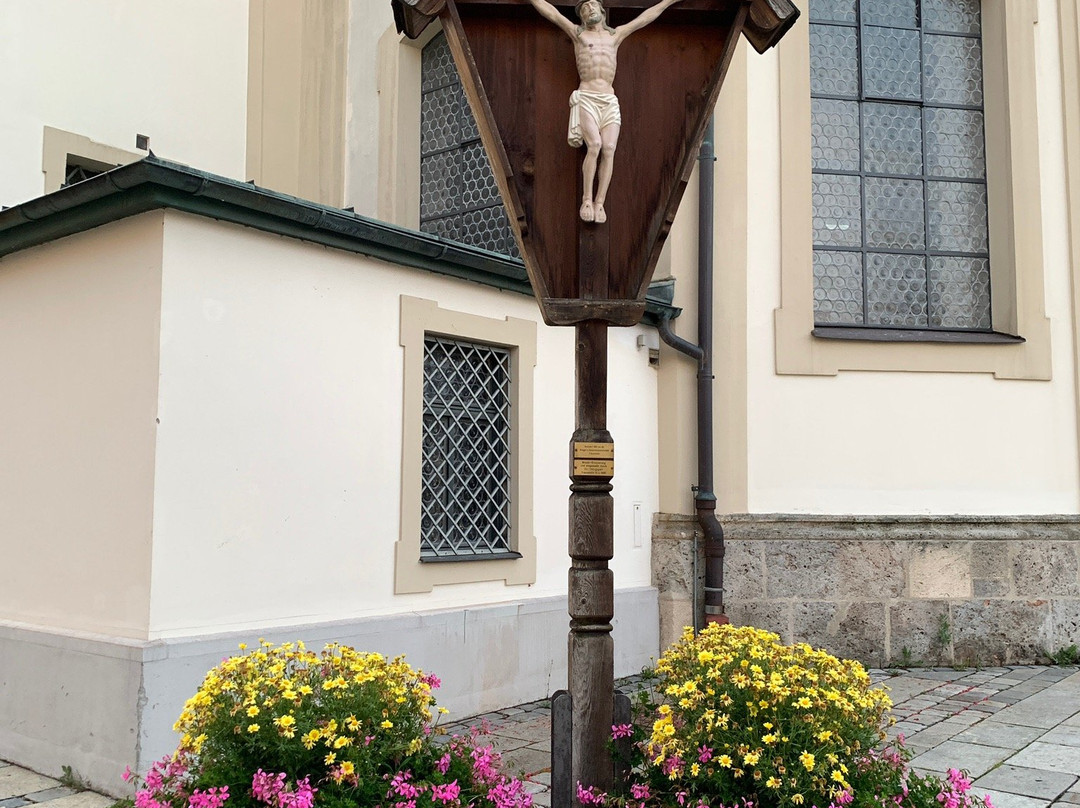 Stadtkirche Sankt Oswald-Traunstein必去景点