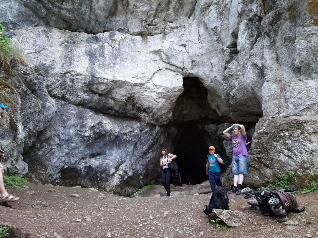 Cave Stoyanka Drevnego Cheloveka