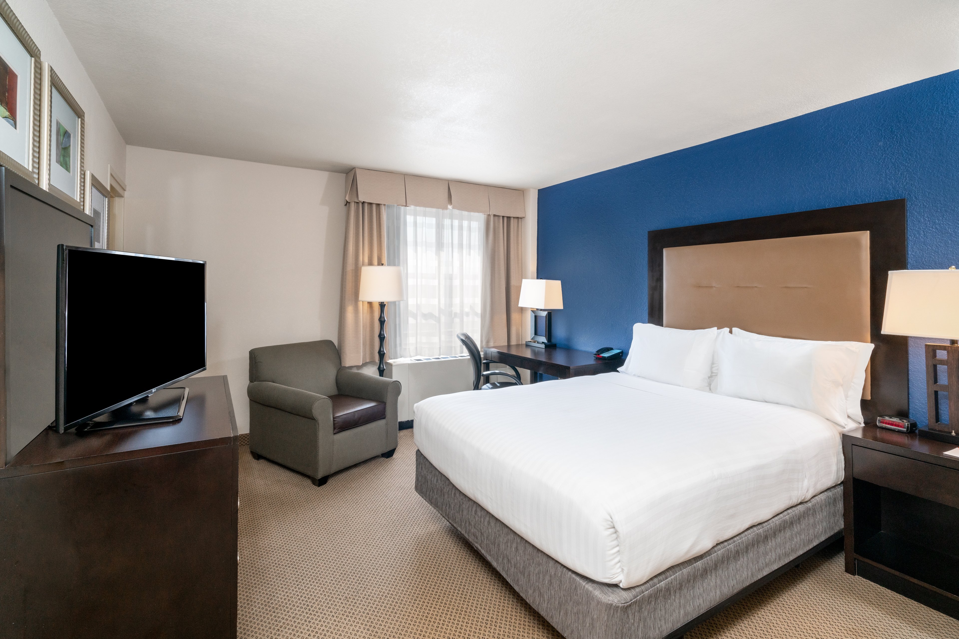 Holiday Inn Express Building 308-官方