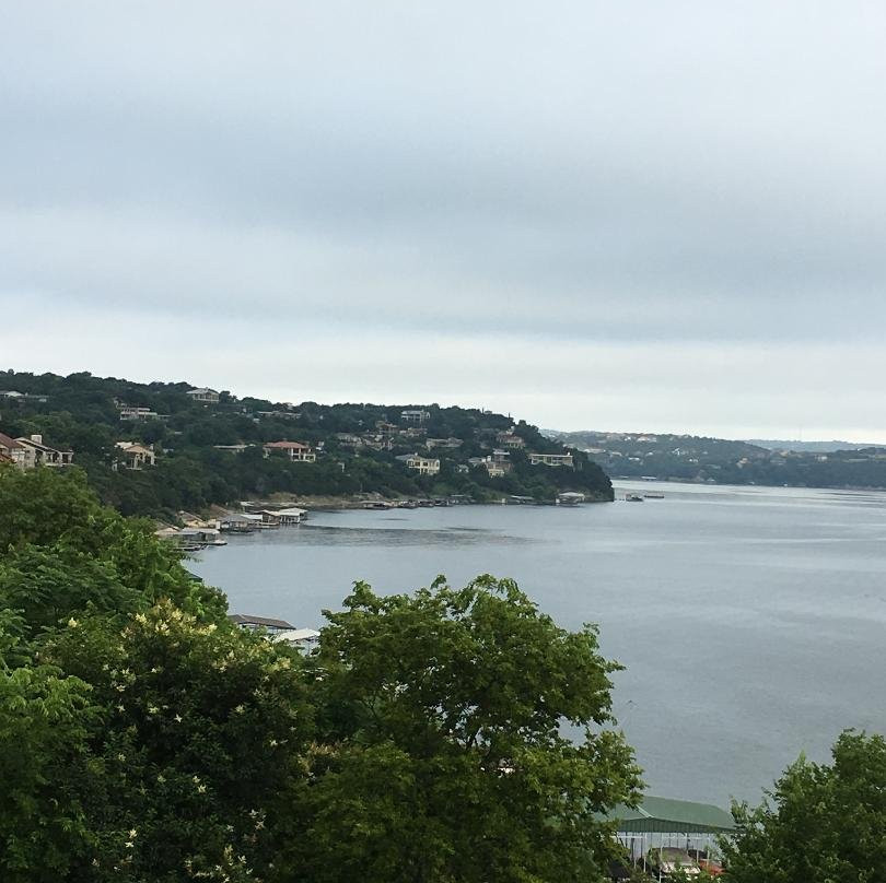 莱克韦温泉度假酒店主图