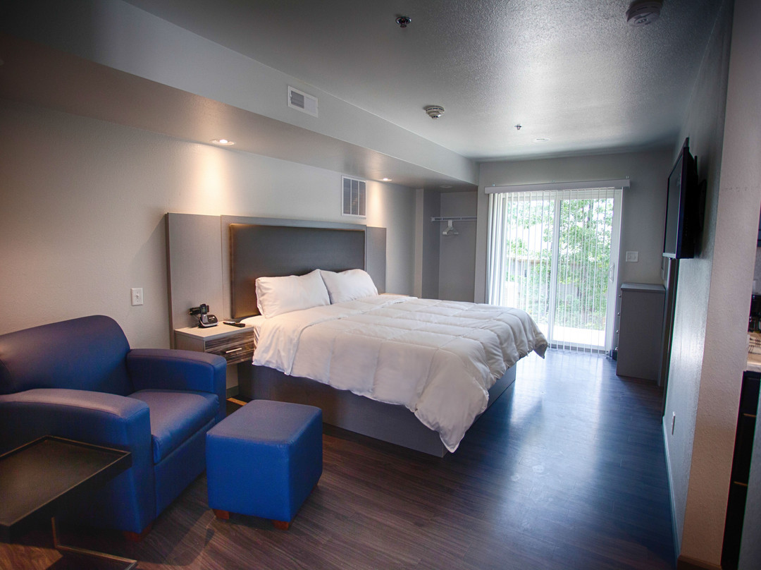Z Loft Extended Stay Hotel主图