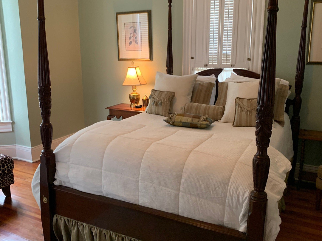 Colonel's Cottage Inns主图