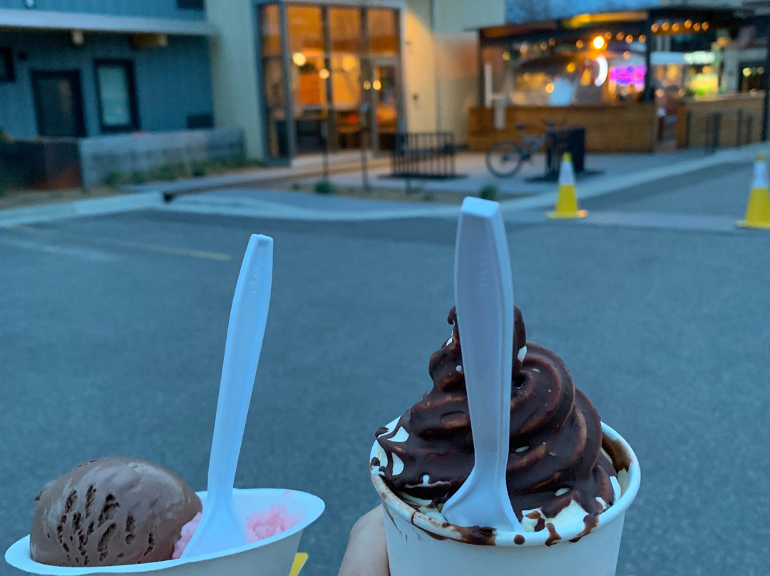 The LARK Bozeman主图