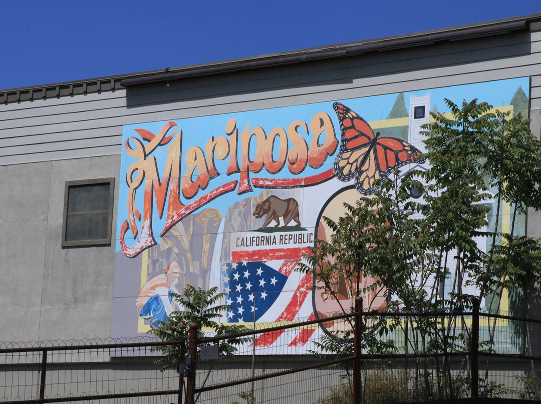 Mariposa California Mural景点图片