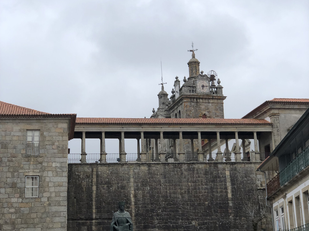 Praca Dom Duarte景点图片