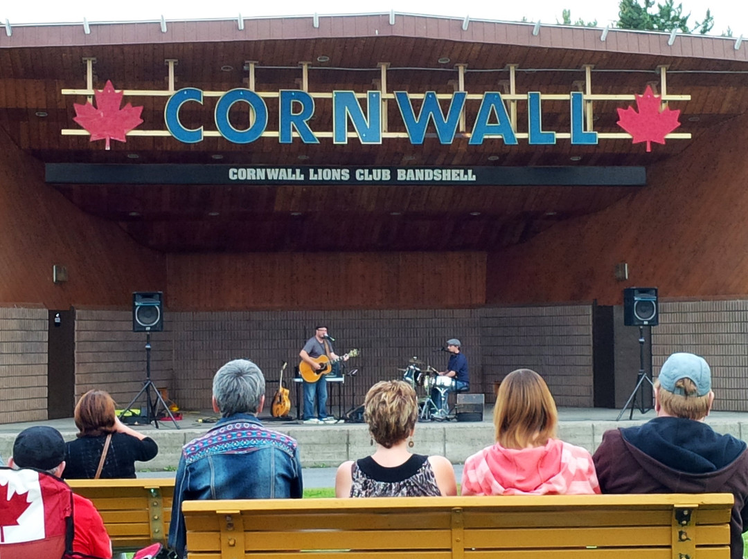 Lamoureux Park-康沃尔必去景点