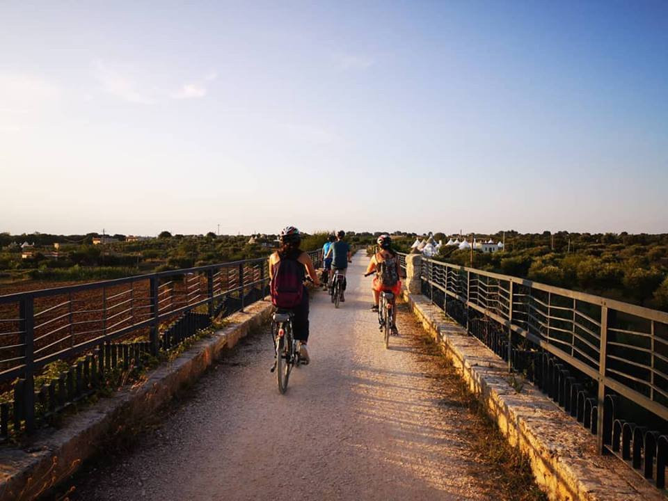 Cristal E-Bike-奥斯图尼必去景点