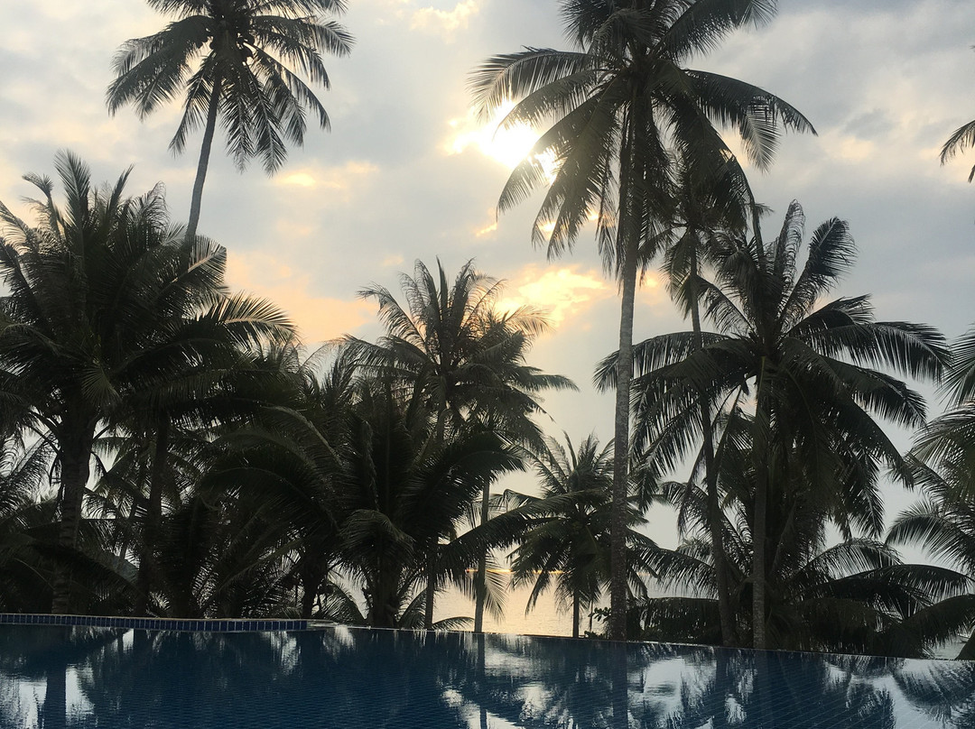 阁骨岛海滩度假酒店主图