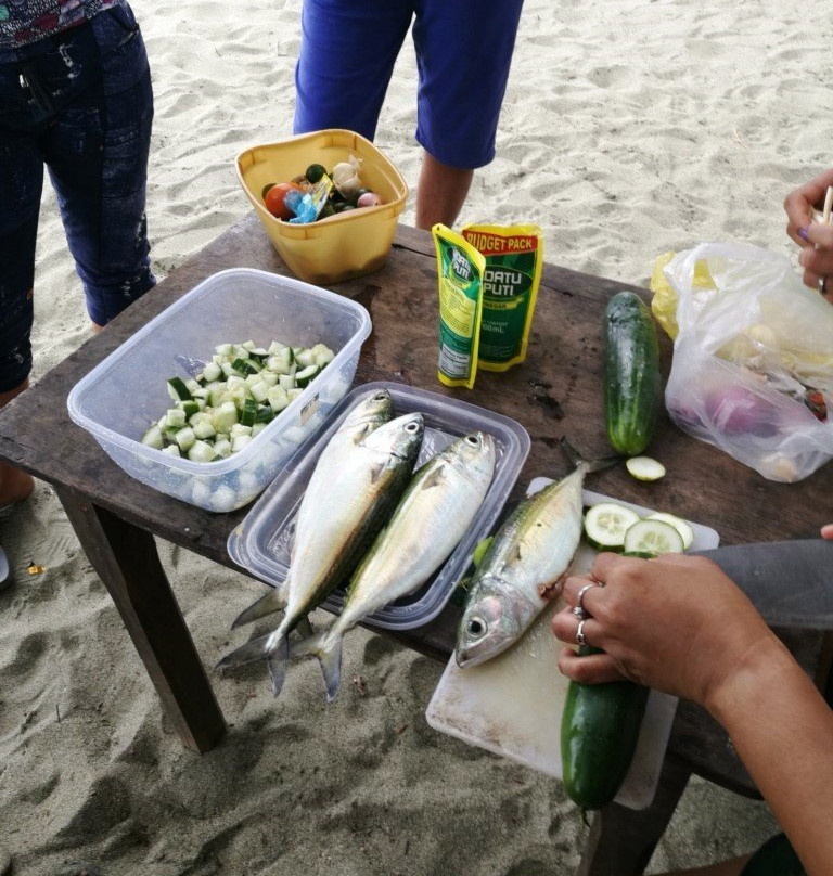 Rawis Black Beach-雷加斯皮必去景点