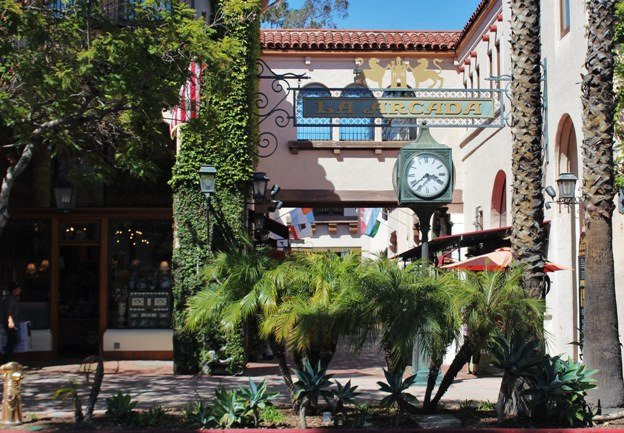 The Historic La Arcada Courtyard景点图片