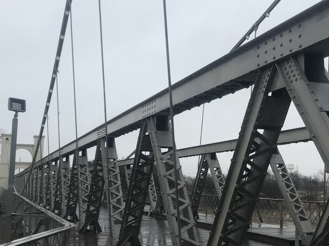 Waco Suspension Bridge景点图片