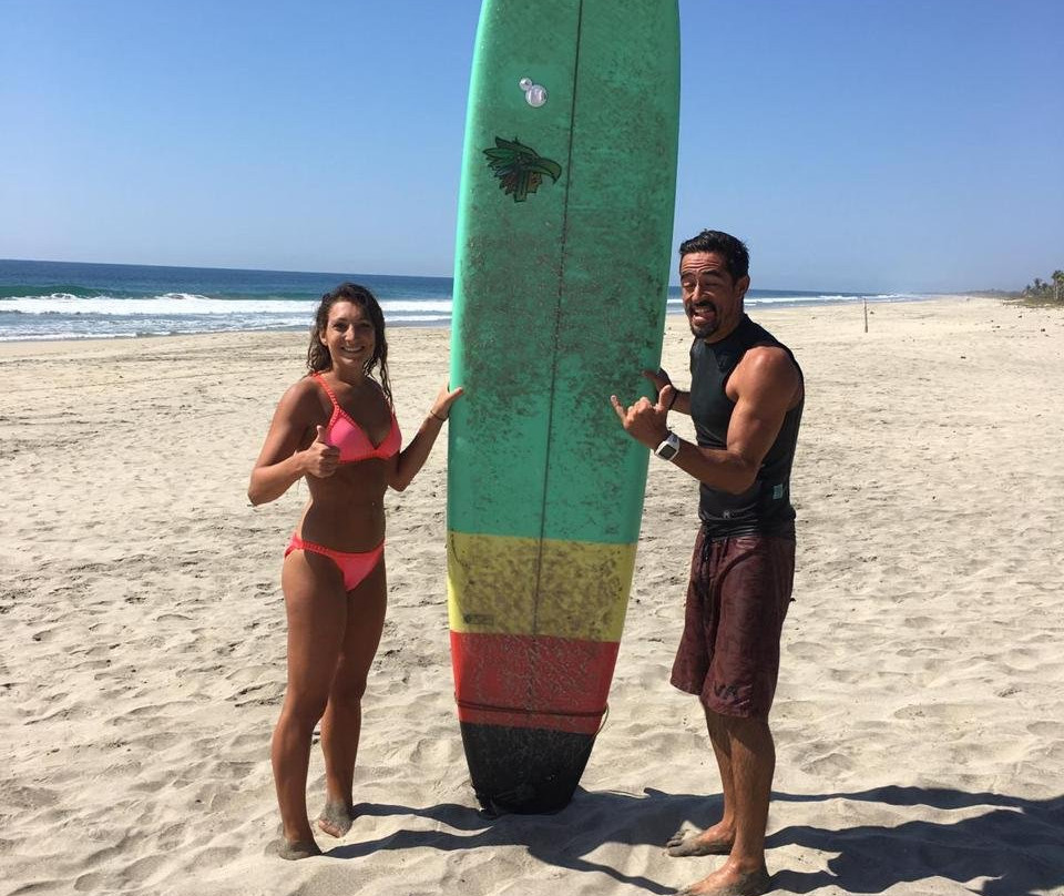 Charly Escondido Surf-埃斯孔迪多港必去景点