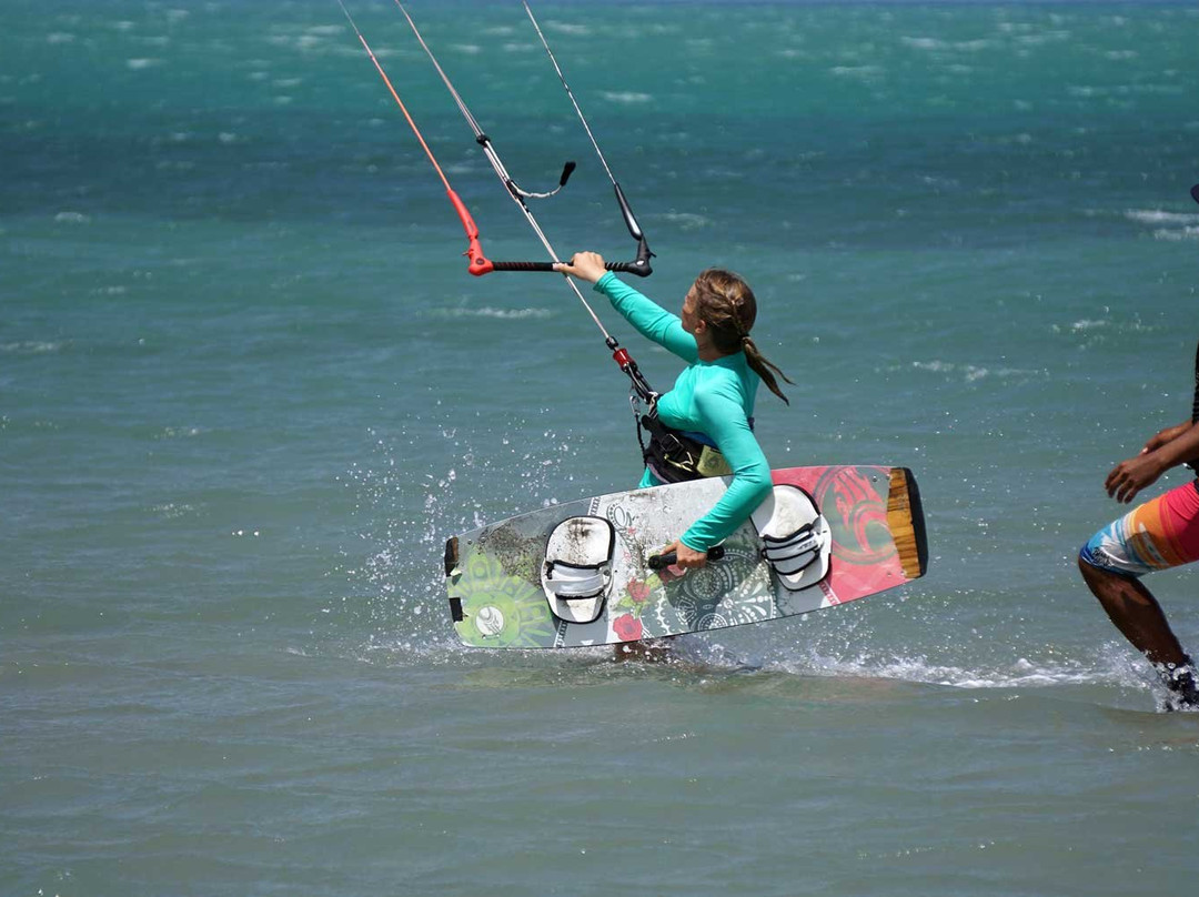 Ocean Vibes Kiteboarding景点图片