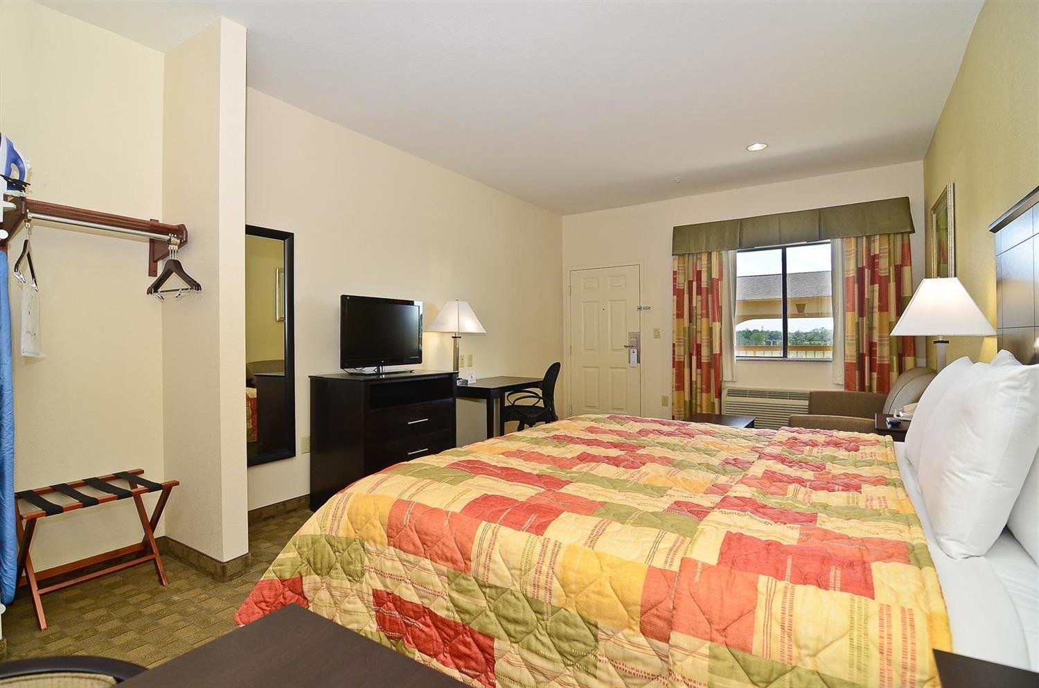 Americas Best Value Inn & Suites Tomball-官方