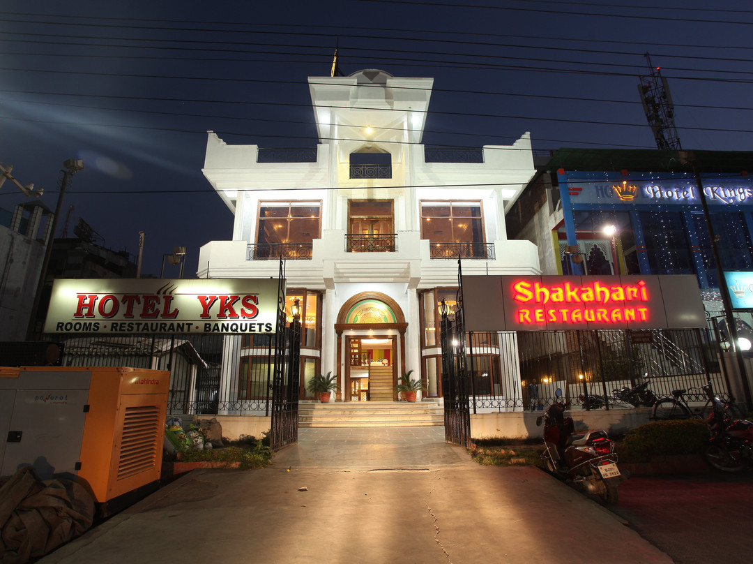 Treebo Trend Hotel YKS主图