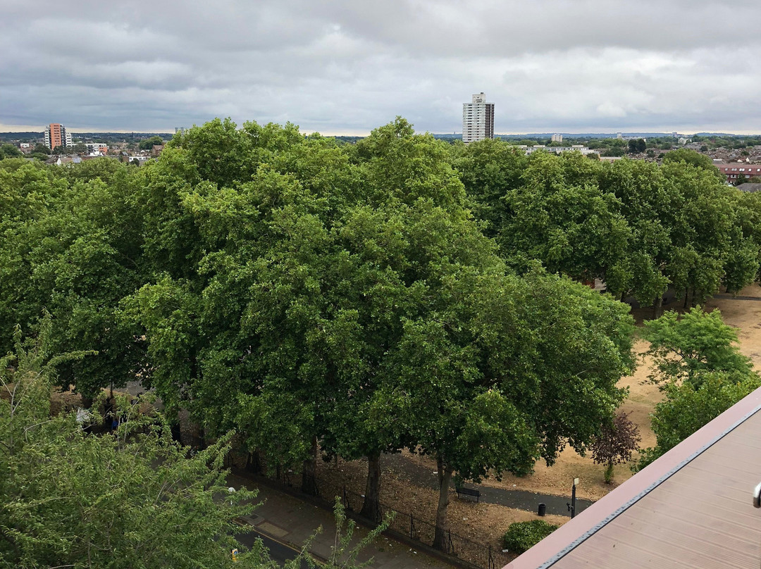 Roomzzz Aparthotel London Stratford主图
